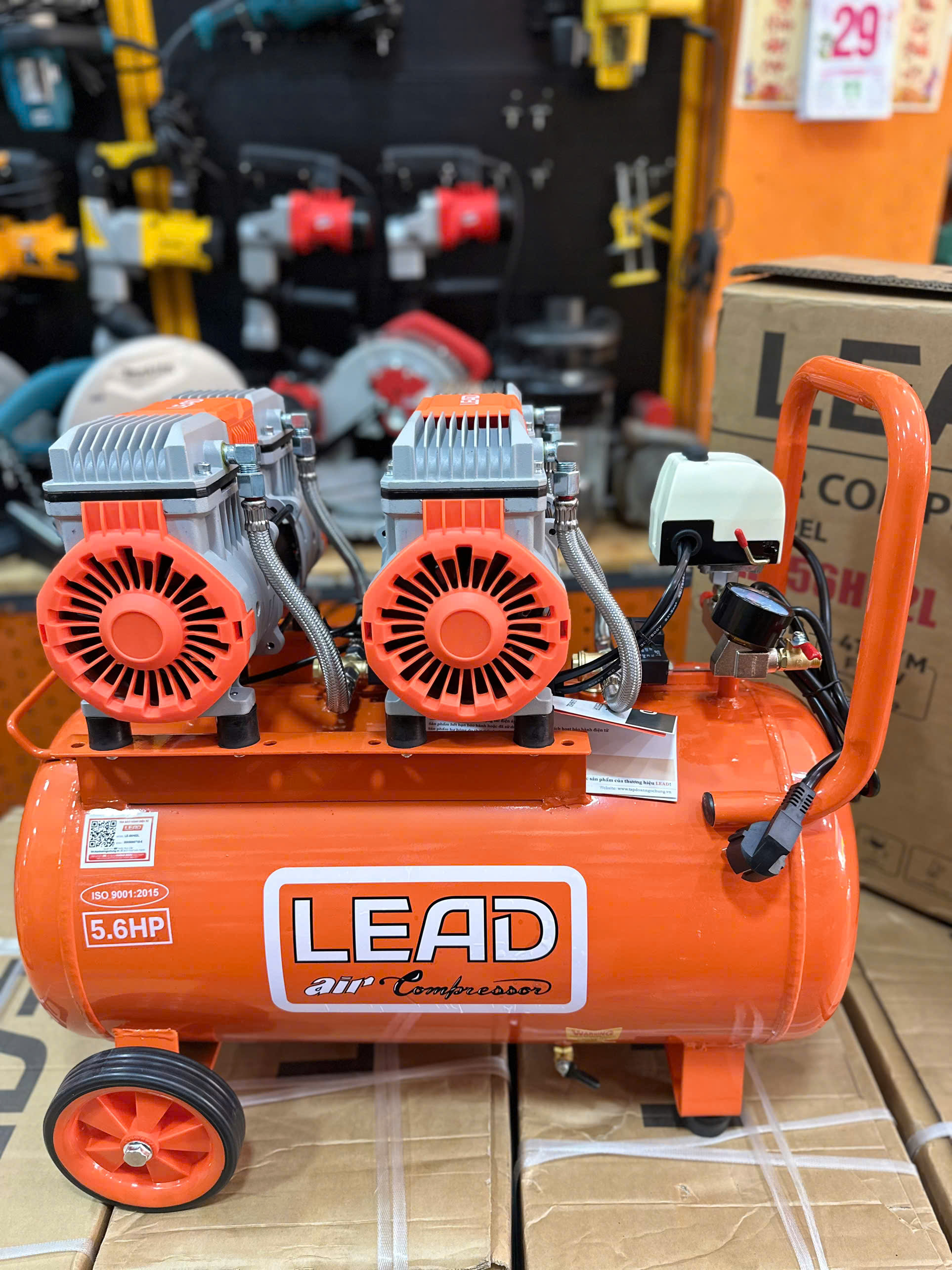 MÁY NÉN KHÍ 52 LÍT KHÔNG DẦU LÊN HƠI NHANH LEAD LE-56H52L